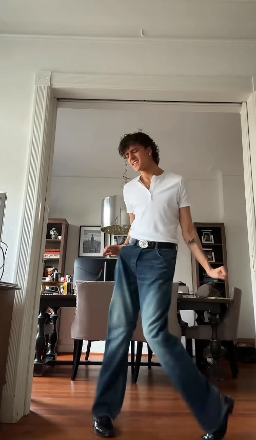Marven Gabriel beim Tanzen